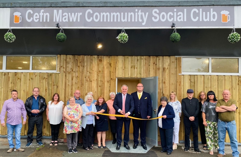 Simon Baynes MP - Cefn Mawr Social Club